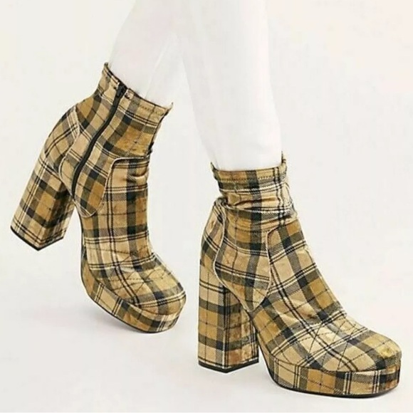 Free People Shoes - ⭐️NWOT Free People Retro Velvet Plaid Boots⭐️